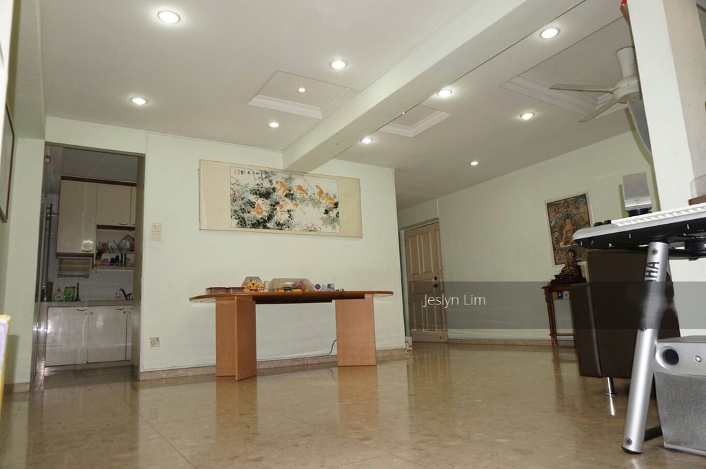 Woodlands Drive 50 thumbnail photo